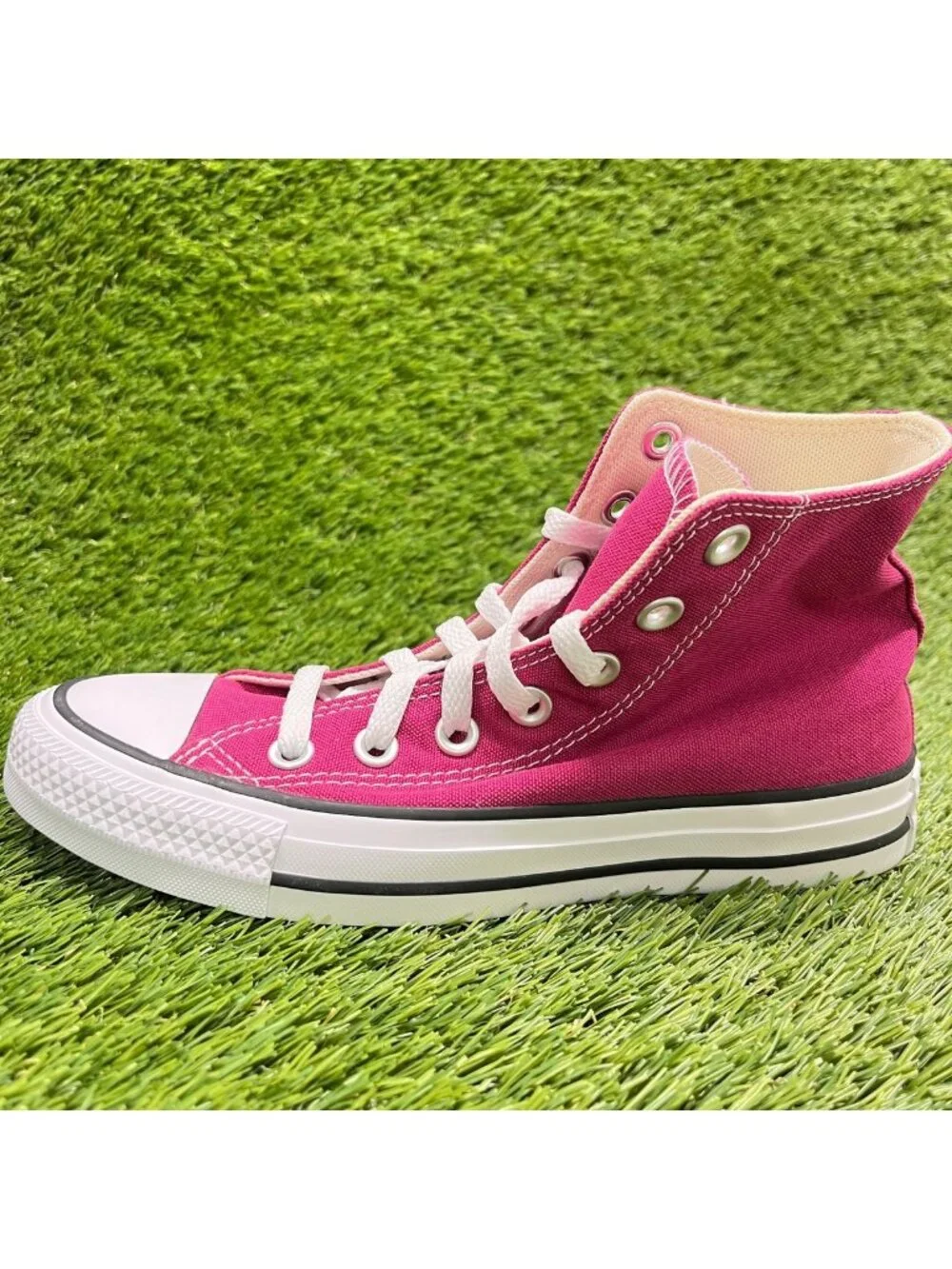 Converse Chuck Taylor All Star High Womens Size 5.5 Berry Casual Shoes Sneakers